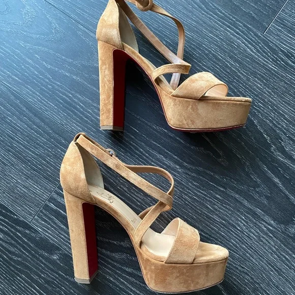 Christian Louboutin Louboutin Bee suede 38 - Picture 13 of 14